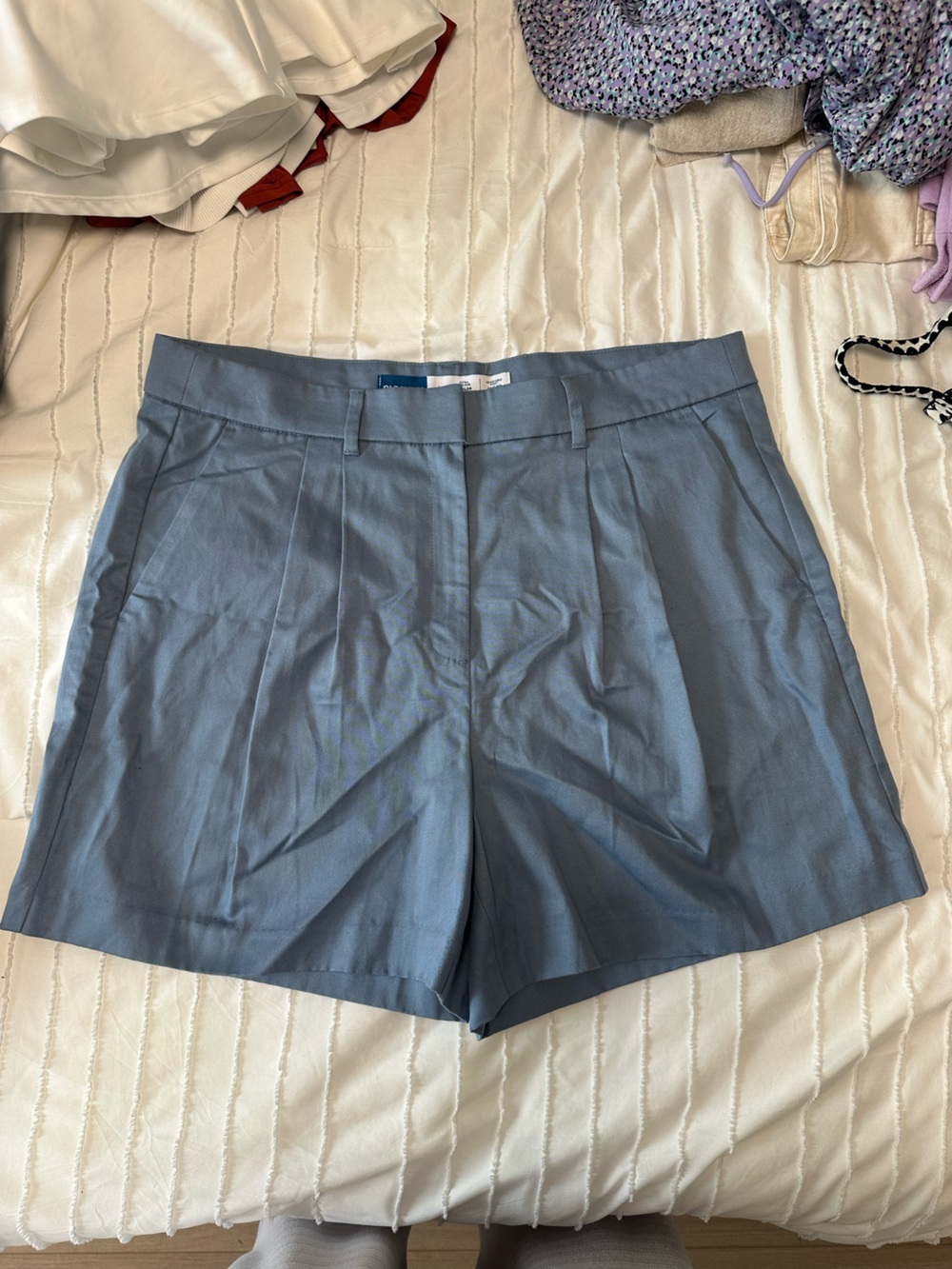 Old Navy High Waist Pleated Shorts in Dusty Blue